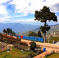 darjeeling tourist places